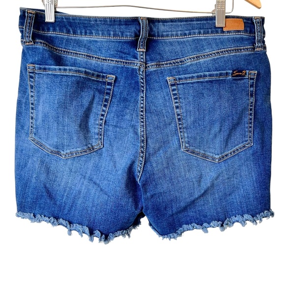 Seven7 Weekend Short Hi-Rise Denim Shorts Women Size 14 Color Blue - Picture 8 of 8